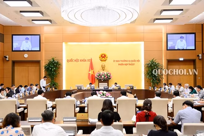 Toàn cảnh phiên họp