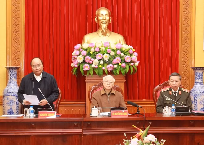 Thủ tướng Chính phủ Nguyễn Xuân Phúc phát biểu chỉ đạo tại hội nghị.