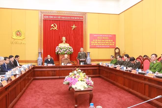 Toàn cảnh hội nghị