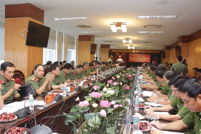 Toàn cảnh hội nghị