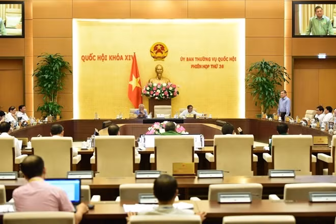 Toàn cảnh phiên họp