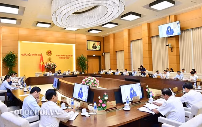 Toàn cảnh phiên họp