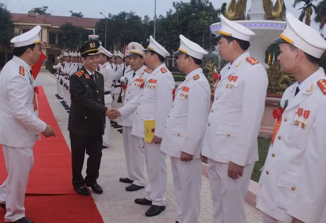 Thứ trưởng Nguyễn Văn Sơn tại Trại giam số 6