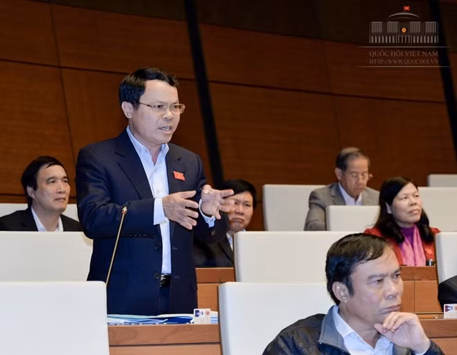 ĐBQH Nguyễn Tiến Sinh