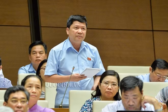 ĐBQH Tạ Văn Hạ