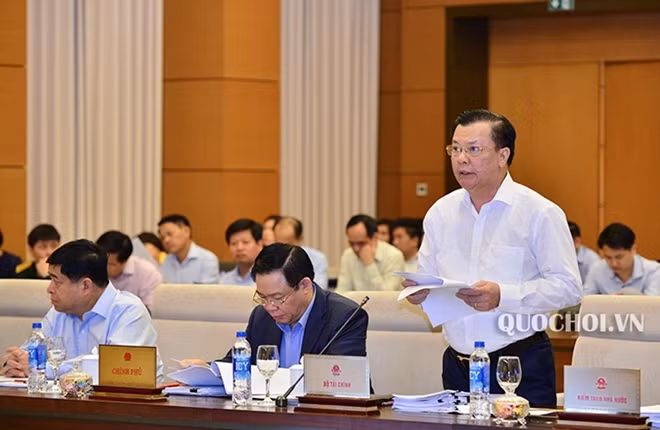 Bộ trưởng Bộ Tài chính Đinh Tiến Dũng