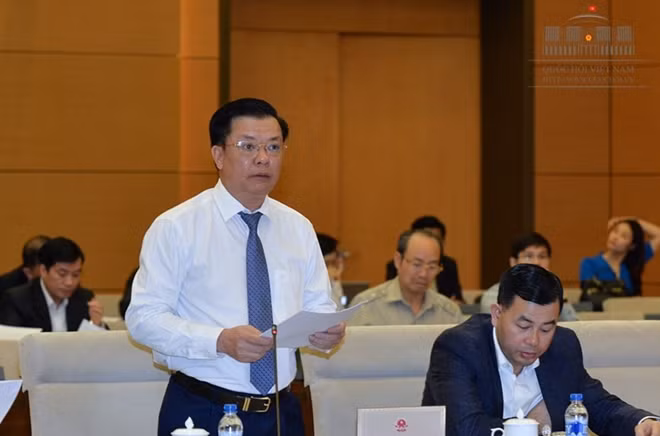 Bộ trưởng Bộ Tài chính Đinh Tiến Dũng