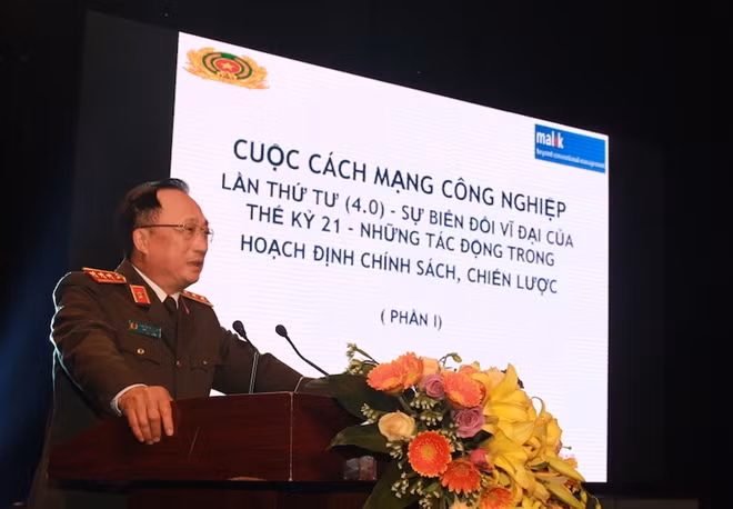 Thứ trưởng Nguyễn Văn Thành.