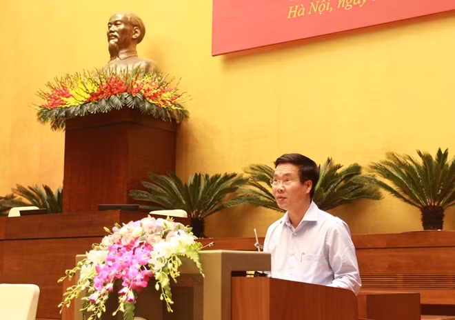 Đồng chí Võ Văn Thưởng phát biểu kết luận hội nghị