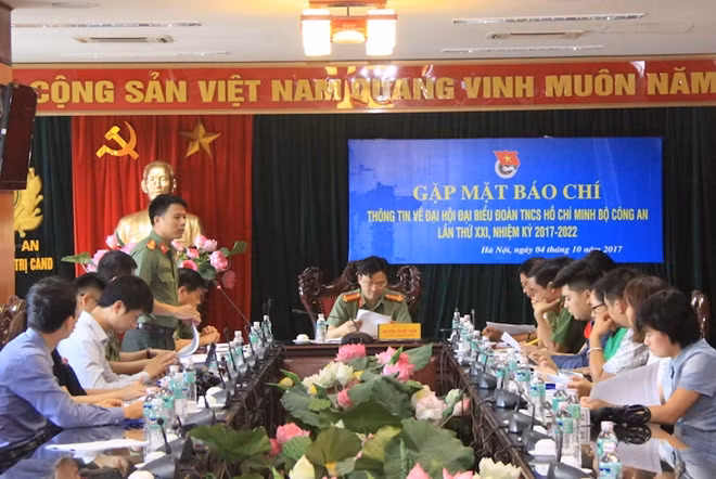 Toàn cảnh buổi gặp mặt báo chí