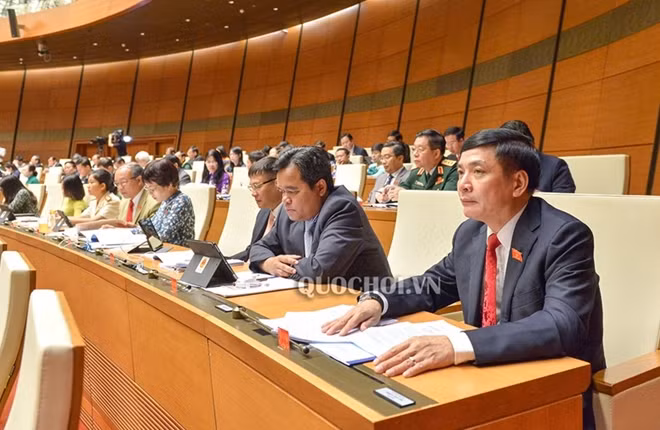 Các đại biểu tham dự kỳ họp