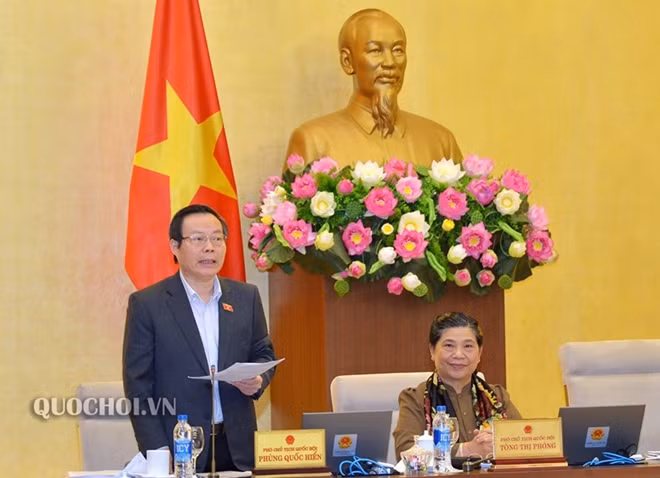 Phó Chủ tịch Quốc hội Phùng Quốc Hiển