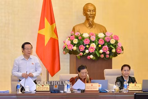 Phó Chủ tịch Quốc hội Phùng Quốc Hiển Phó Chủ tịch Quốc hội Phùng Quốc Hiển