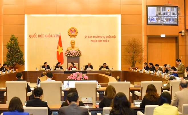 Toàn cảnh phiên họp