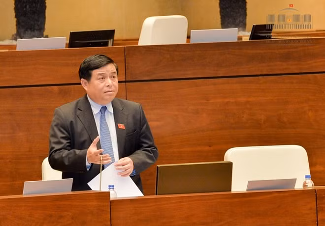 Bộ trưởng Nguyễn Chí Dũng