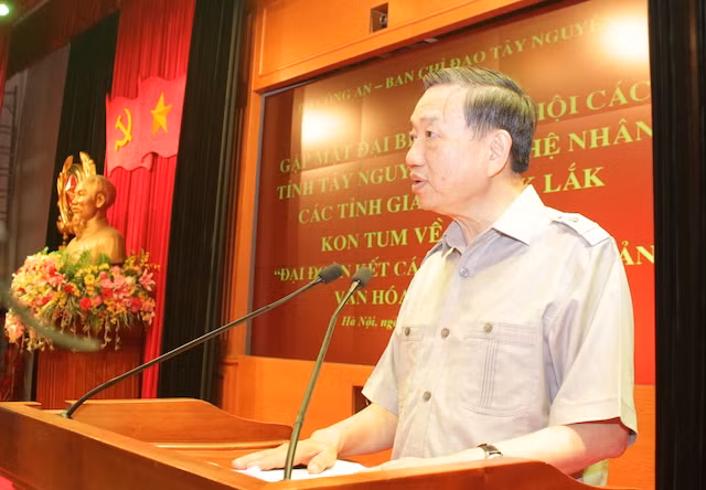 Bộ trưởng Tô Lâm phát biểu tại buổi gặp mặt.