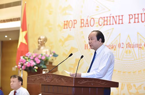Bộ trưởng Mai Tiến Dũng