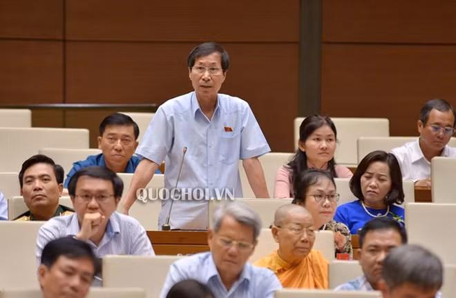 ĐBQH Bùi Văn Phương