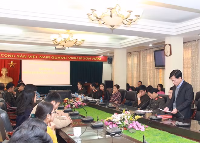 Các đoàn viên tham gia thảo luận