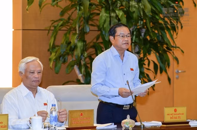 Phó Chủ tịch Quốc hội Đỗ Bá Tỵ