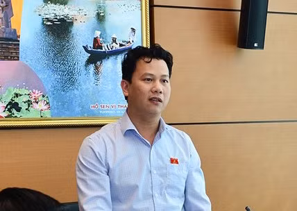 ĐBQH Đặng Quốc Khánh