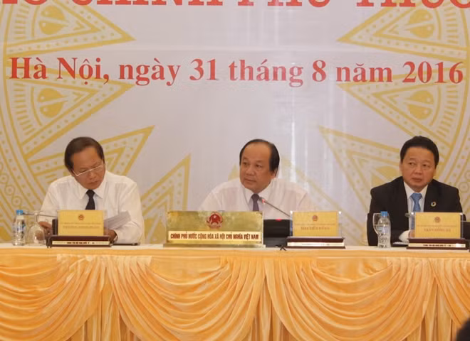 Bộ trưởng, Chủ nhiệm Văn phòng Chính phủ Mai Tiến Dũng phát biểu