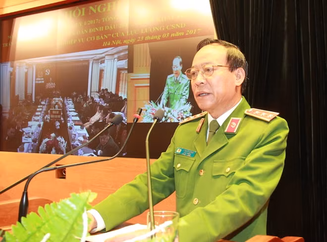 Thứ trưởng Lê Quý Vương điều hành phần tham luận