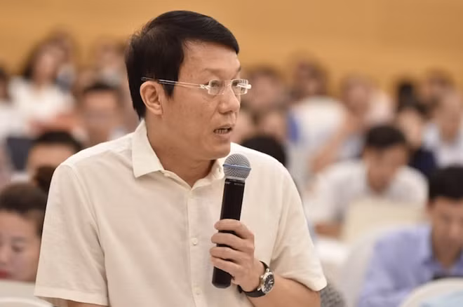 Trung tướng Lương Tam Quang trả lời tại họp báo