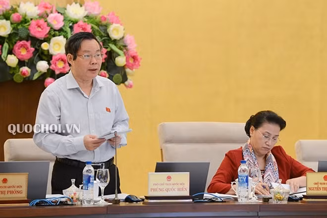 Phó Chủ tịch Quốc hội Phùng Quốc Hiển