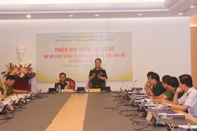 Chủ nhiệm Uỷ ban QP-AN Võ Trọng Việt phát biểu ý kiến