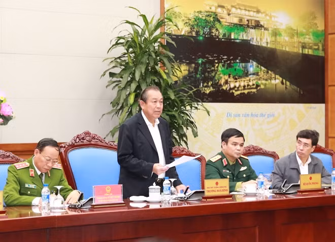 Phó Thủ tướng Thường trực yêu cầu không để tồn tại tình trạng nhũng nhiễu, bôi trơn, tiếp tay cho tội phạm