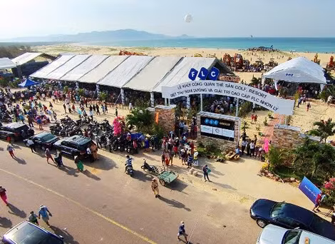 Dự kiến sau 1 năm thi công, dự án FLC Quy Nhơn sẽ được đưa vào khai thác từ quý I-2016. Dự kiến sau 1 năm thi công, dự án FLC Quy Nhơn sẽ được đưa vào khai thác từ quý I-2016.