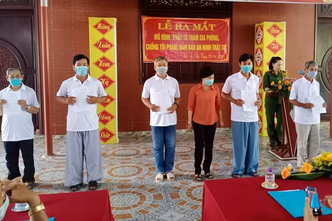Công an huyện Kế Sách ra mắt mô hình "Phật tử tham gia phòng chống tội phạm và bào đảm ANTT".