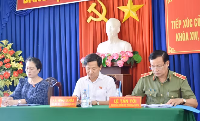 Đoàn ĐBQH tỉnh Bạc Liêu tiếp xúc cử tri phường 5, TP Bạc Liêu.