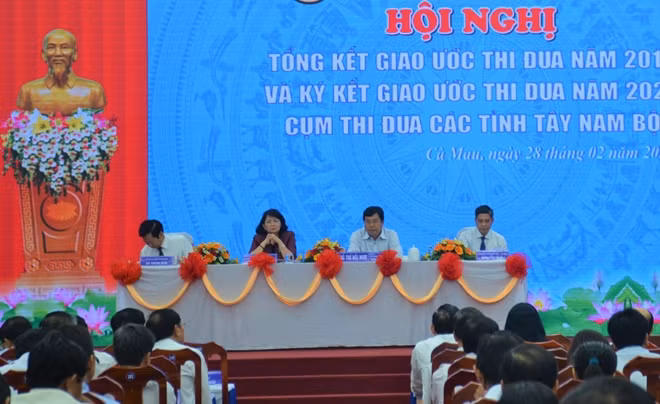 Toàn cảnh Hội nghị.