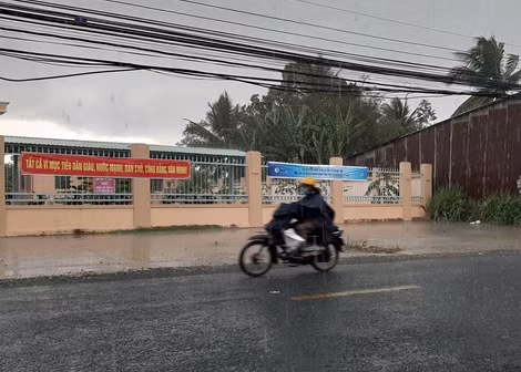 Miền Tây Nam Bộ có mưa “vàng” giải nhiệt 