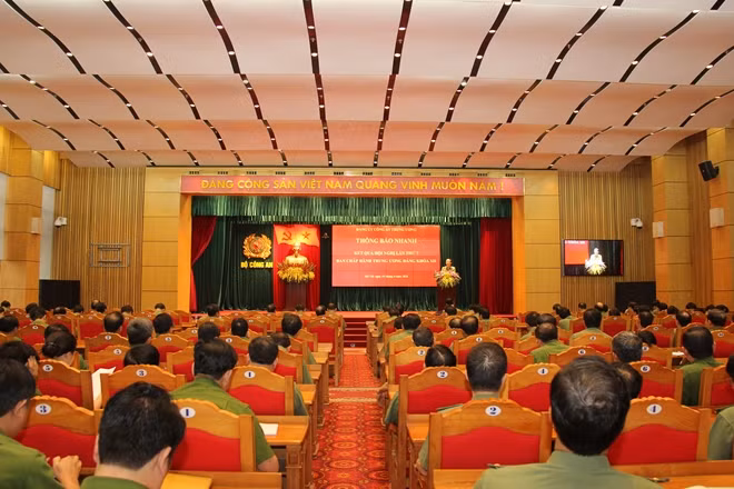Toàn cảnh hội nghị