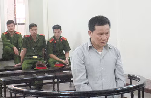 Bị cáo Bình tại phiên xử ngày 21/10.