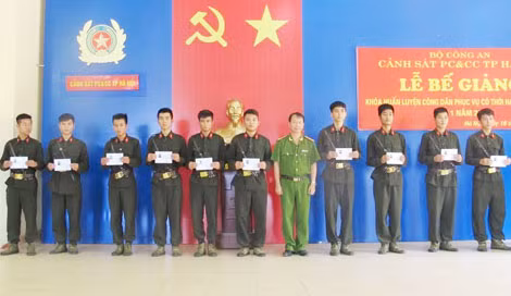 Trong khóa huấn luyện nhiều CSNV đạt loại giỏi.