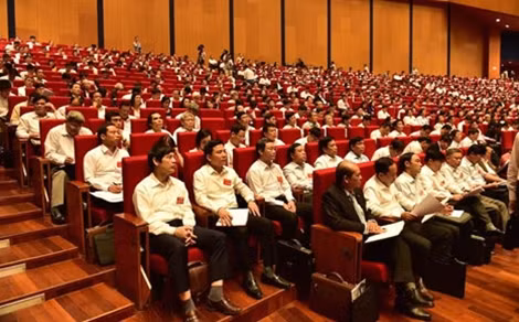 Các đại biểu dự hội nghị.
