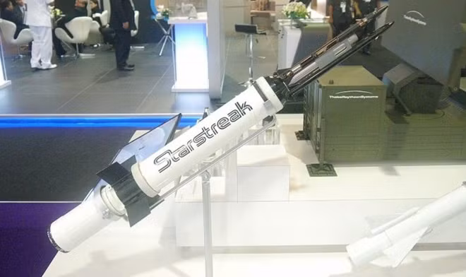 Một mẫu tên lửa phòng không tại triển lãm. Ảnh: Malaysiadefence.