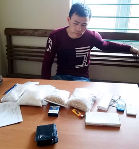 Đối tượng và tang vật.