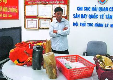 Hàng lậu bị Cục C74 thu giữ.