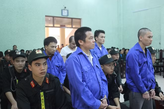 Các bị cáo tại phiên tòa