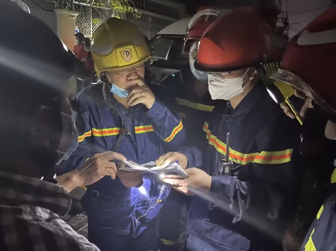 Lên kế hoạch tiếp cận hiện trường tìm kiếm nạn nhân.