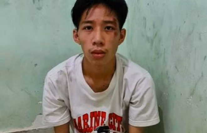 Hiếu tại cơ quan điều tra.
