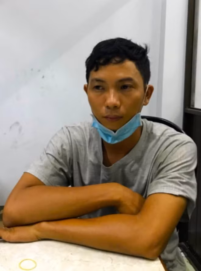 Đối tượng Hiếu tại cơ quan điều tra.