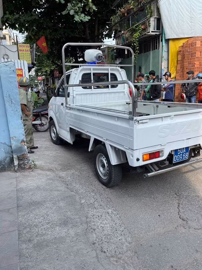 Công an phong tỏa hiện trường.