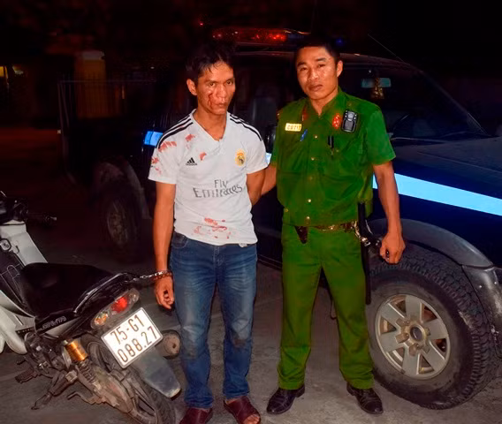 Đối tượng Vũ bị bắt sau khi trộm tài sản của du khách.