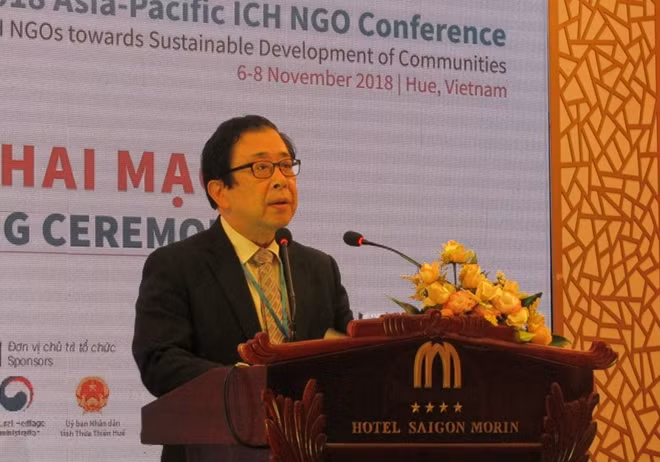 Ông Kwon Huh, Tổng Giám đốc ICHCAP phát biểu tại hội nghị di sản VHPVT khu vực Châu Á- Thái Bình Dương 2018.